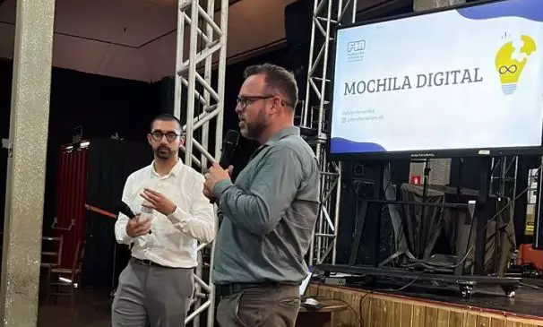 Arroio do Sal se Torna Referência no RS ao Adotar Mochila Digital nas Escolas