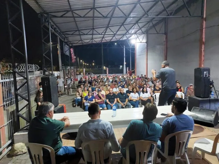 A mobilização de moradores da Vila Princesa, em Canguçu, tem ganhado força diante da possibilidade de instalação de uma praça de pedágio na região.