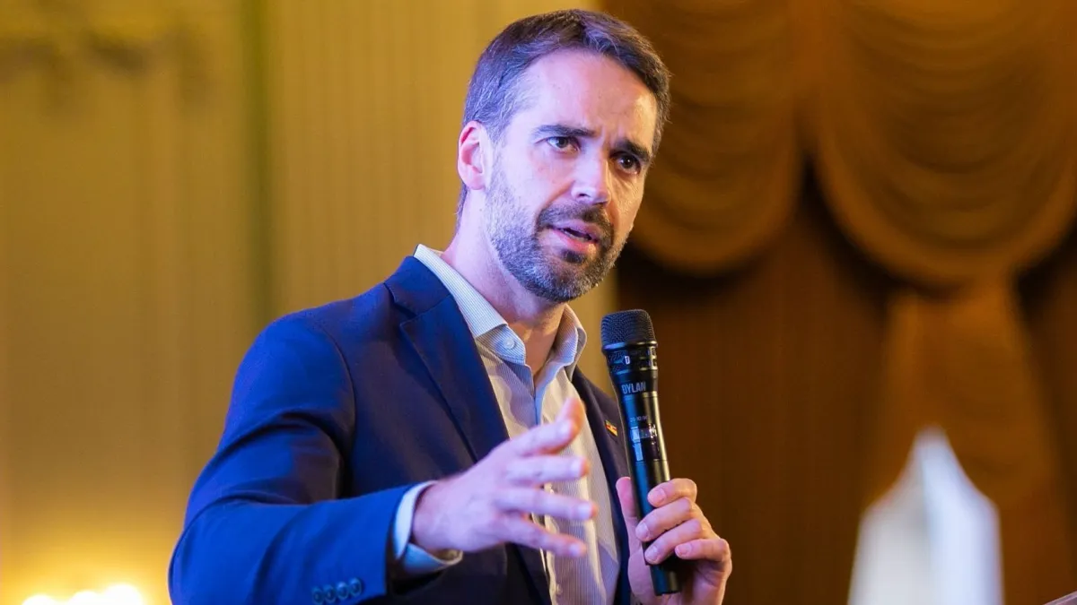 Eduardo Leite fala em vitória e entra na disputa presidencial