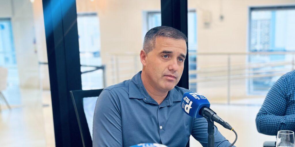 A instalação de uma fábrica de calçados em Arroio Grande marca um novo momento para a economia do município. A iniciativa busca ampliar a geração de empregos e fortalecer o setor industrial, trazendo novas oportunidades para moradores da região.
