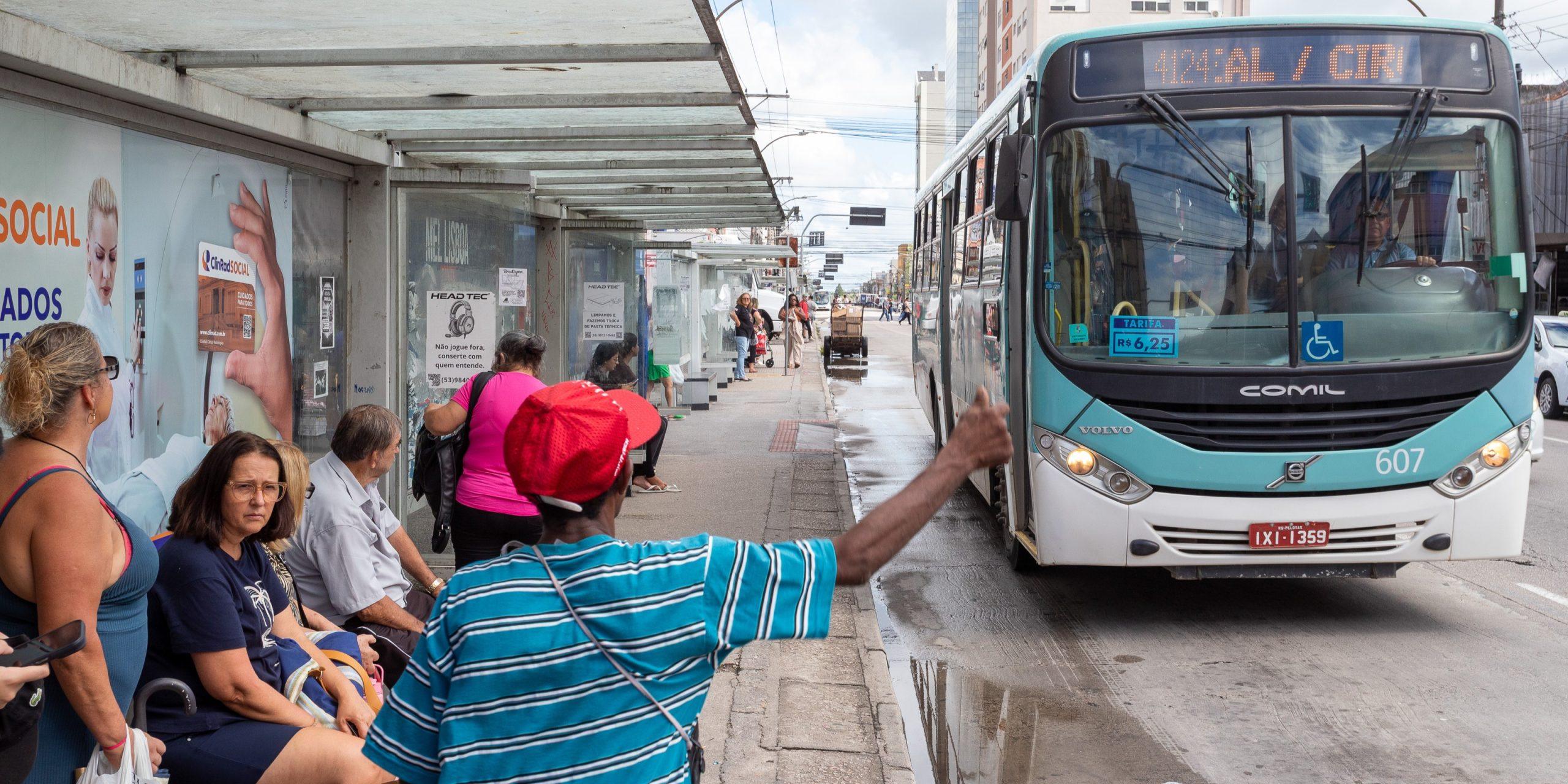 MP investiga se o valor da passagem de ônibus é abusivo e analisa custos do transporte coletivo.