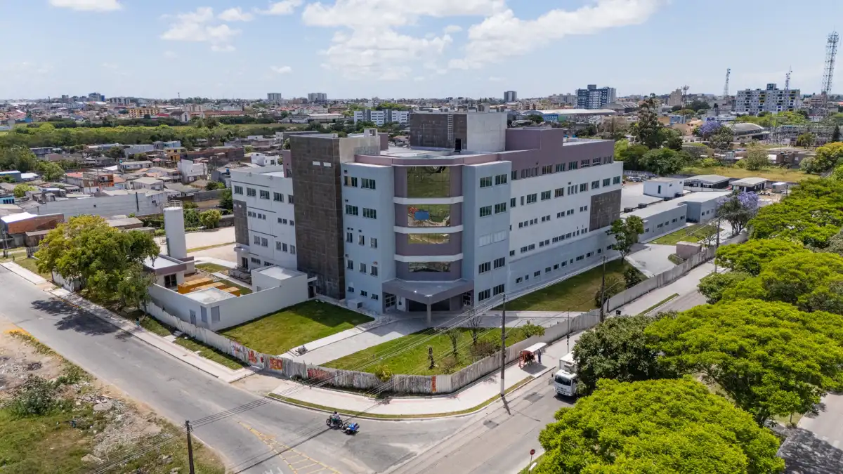 Obras do novo Pronto Socorro de Pelotas devem ser concluídas até o fim de abril e geram expectativa na população.