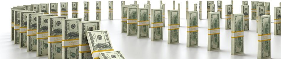 O dólar influencia diretamente os preços no Brasil ao impactar custos e a economia global.