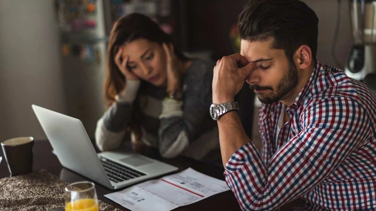 72,4% dos brasileiros enfrentam dificuldades financeiras; Entenda